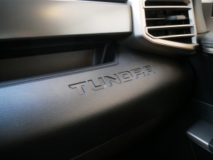 タンドラ新車　タンドラ　4WD　クルーマックス　SR5　TRDスポーツPKG
